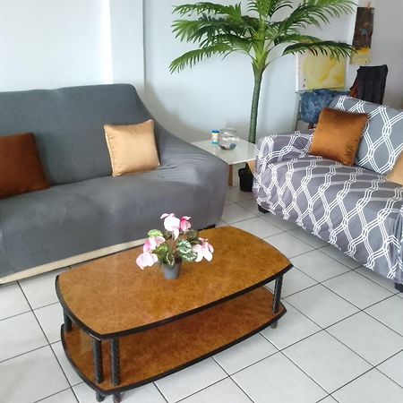 Revolution Tahiti Apartment Papeete  Bagian luar foto